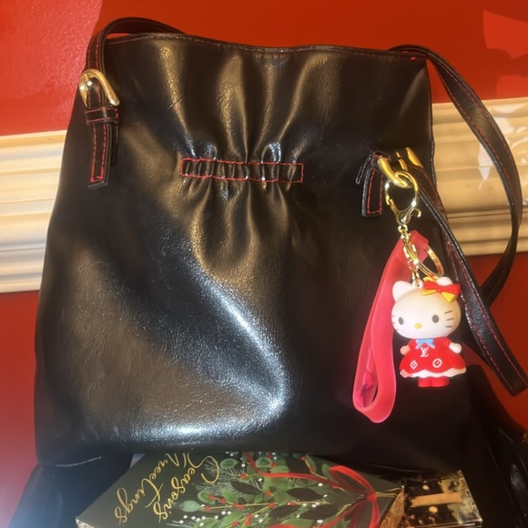 Hello Kitty Keychain - Picture 6 of 7